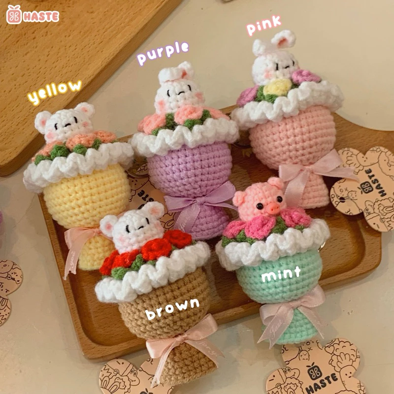 Móc Khoá Len Bó Hoa Thú Gấu Heo Thỏ Mini Handmade tại haste